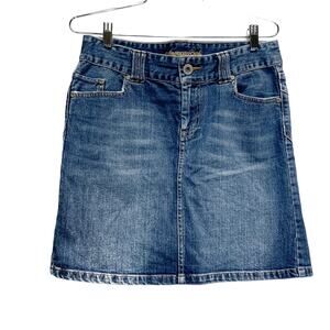 American Eagle high waisted Denim Jean mini Skirt sz 4 distressed Fitted